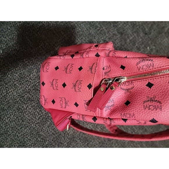 MCM Stark Side‎ Studs Backpack in Visetos, in a pink Salmon color - Picture 3 of 13